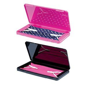 Face Mask Case (Choice of Pink or Black)